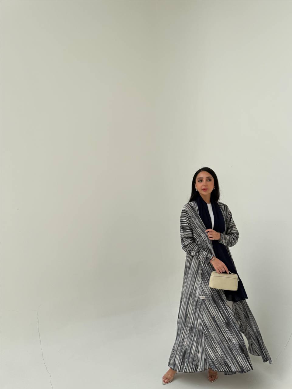 navy summer - Image 8