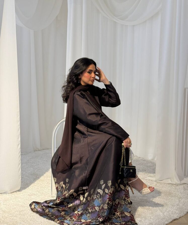 Alternative view of desert bloom