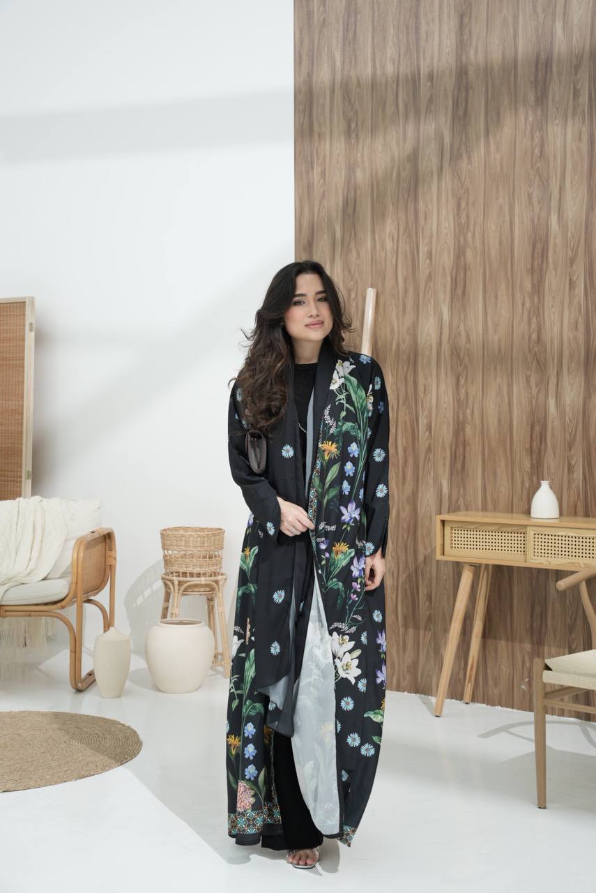 black print - Image 3