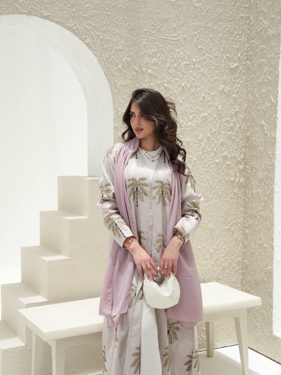 Blush Palm - Image 2