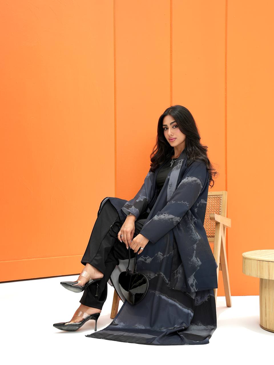 Dola outlet - Image 2