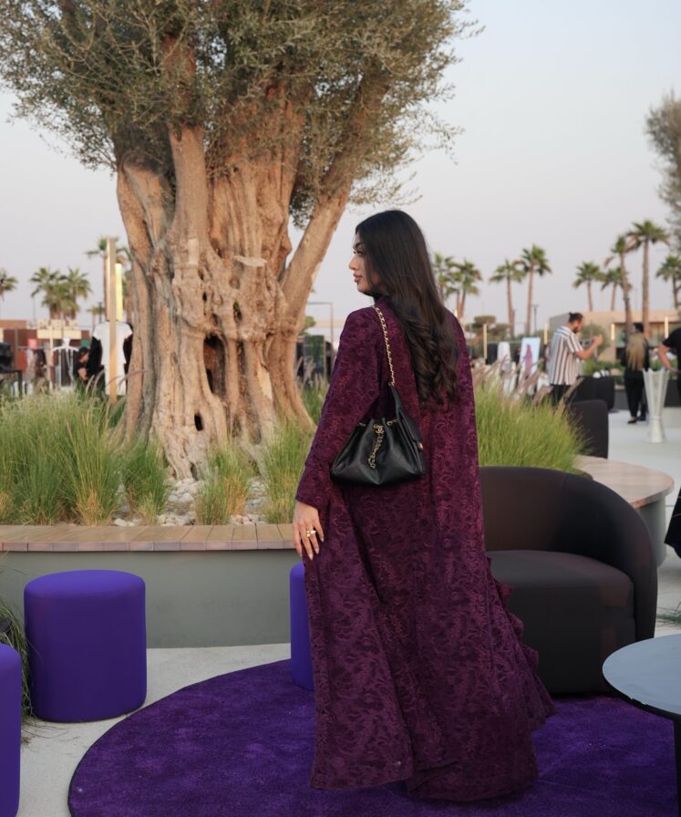 Alternative view of purple lace